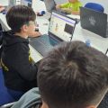 De ce programarea este o abilitate importantă pe care o poate învăța copilul tău acum?